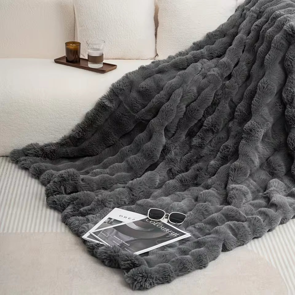 Bubble Fleece Faux Fur Throw Blanket